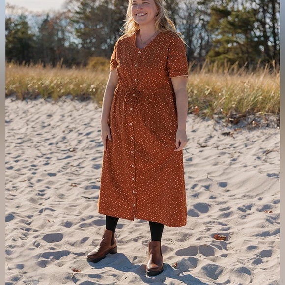 Tradlands Nell Midi Dress in Sierra Dot - Picture 2 of 5